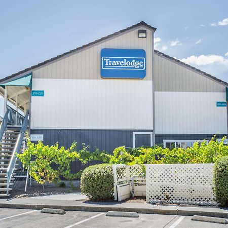 Travelodge By Wyndham Fairfield/Napa Valley Buitenkant foto