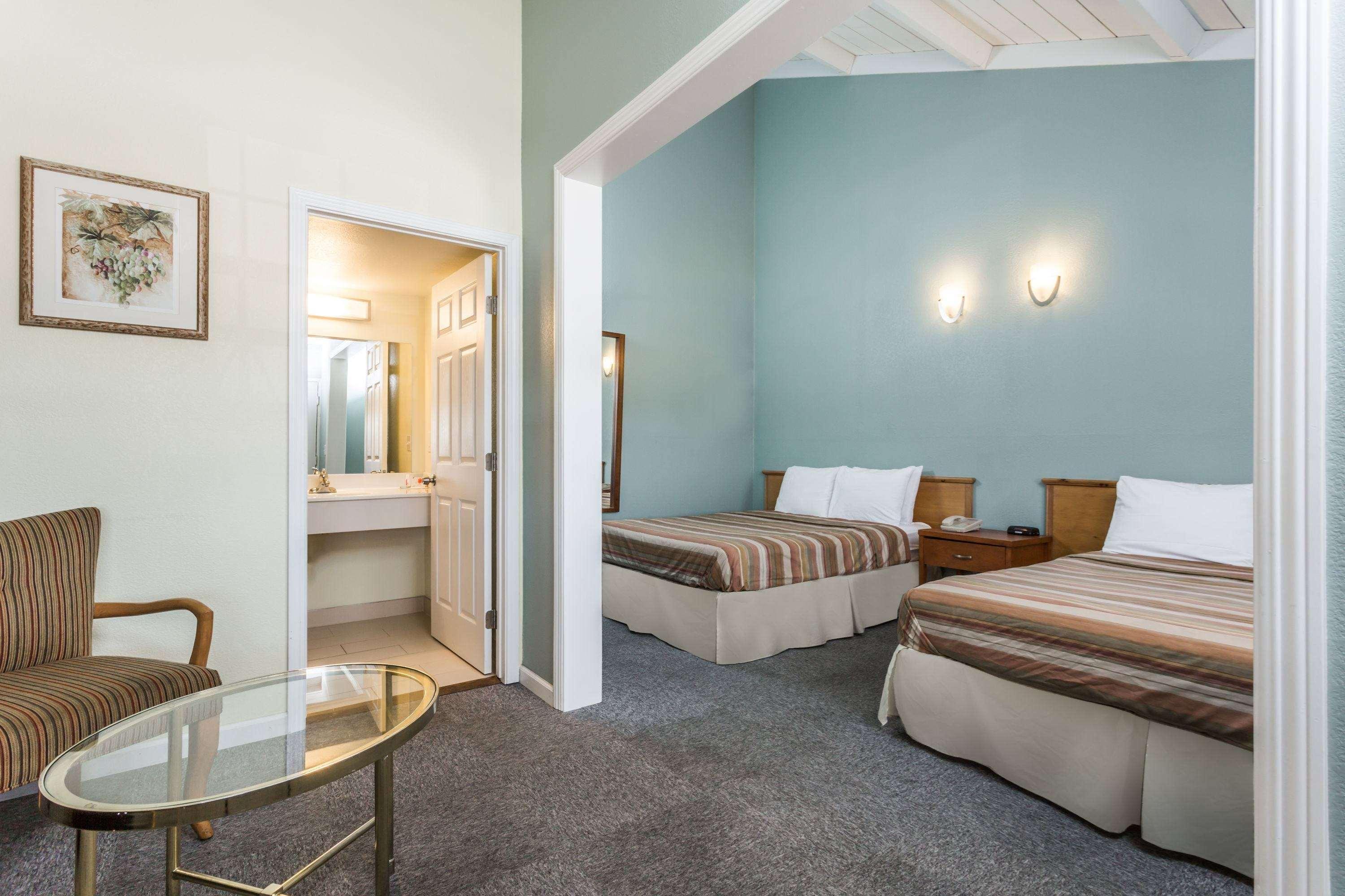 Travelodge By Wyndham Fairfield/Napa Valley Buitenkant foto