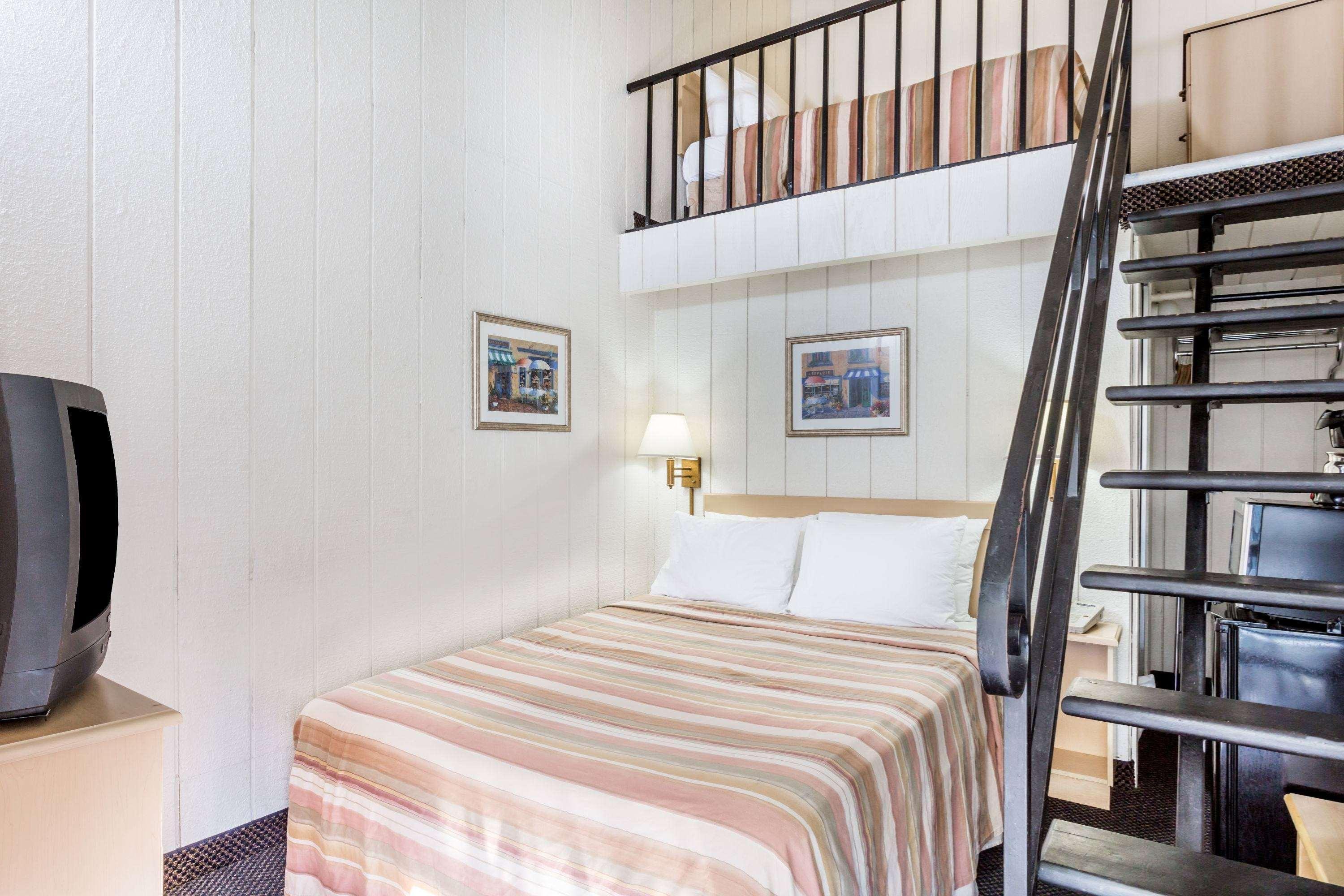 Travelodge By Wyndham Fairfield/Napa Valley Buitenkant foto