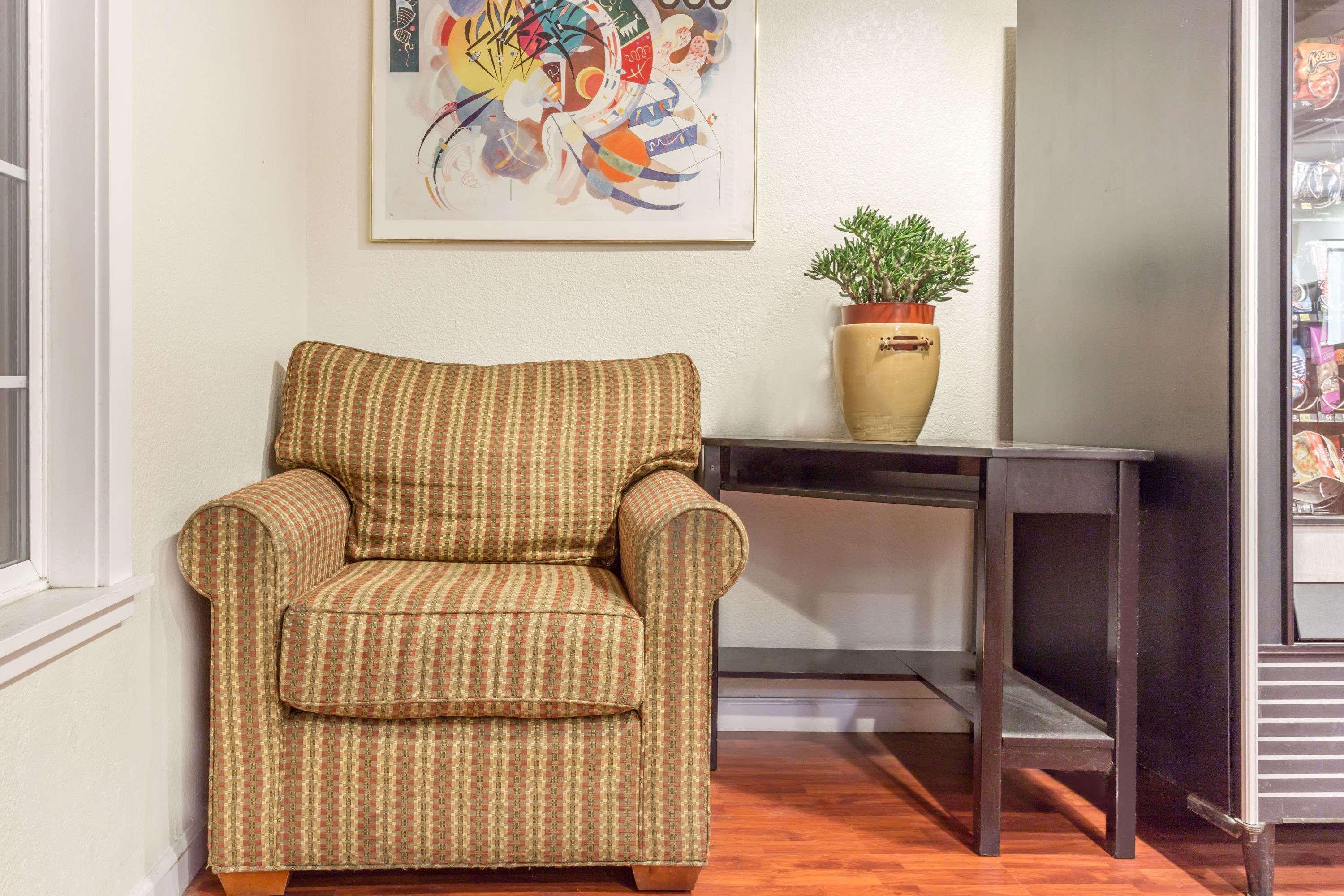 Travelodge By Wyndham Fairfield/Napa Valley Buitenkant foto