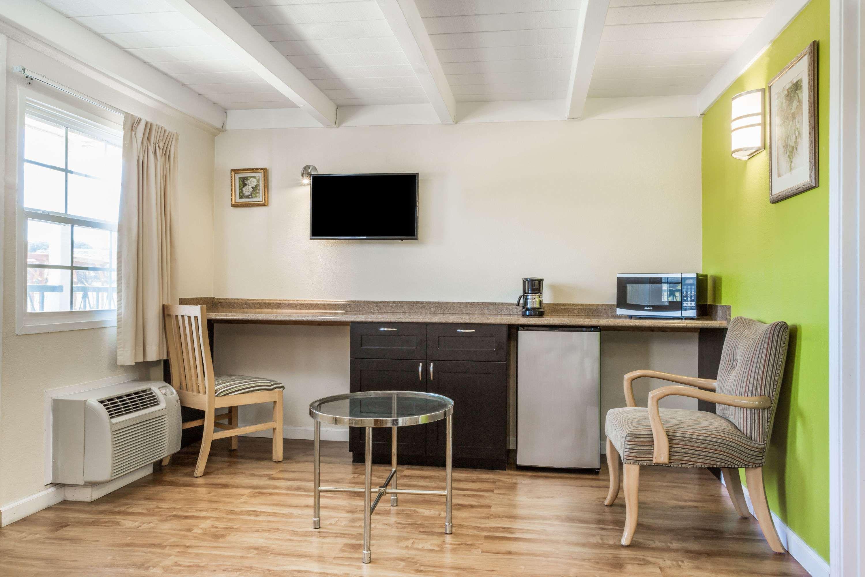 Travelodge By Wyndham Fairfield/Napa Valley Buitenkant foto