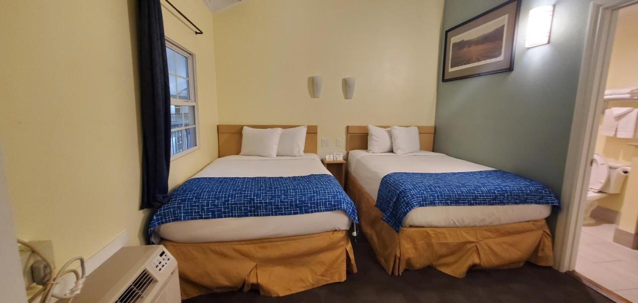 Travelodge By Wyndham Fairfield/Napa Valley Buitenkant foto